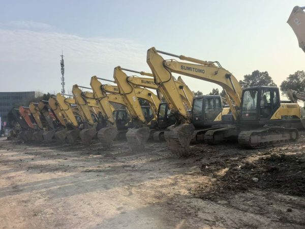 All kinds of excavators and dump trucks that have been used