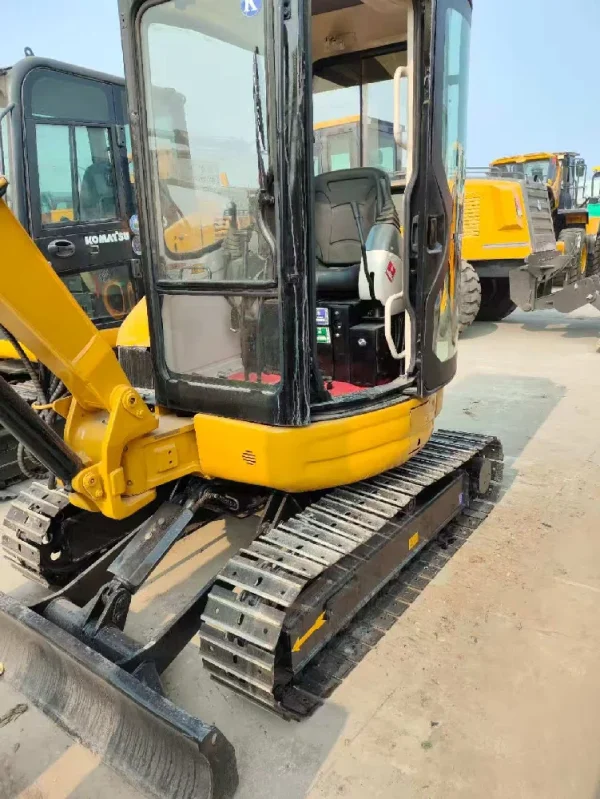 Used-CAT-303-CR-Mini-Excavator-for-Sale4 Used CAT 303 CR Mini Excavator for Sale