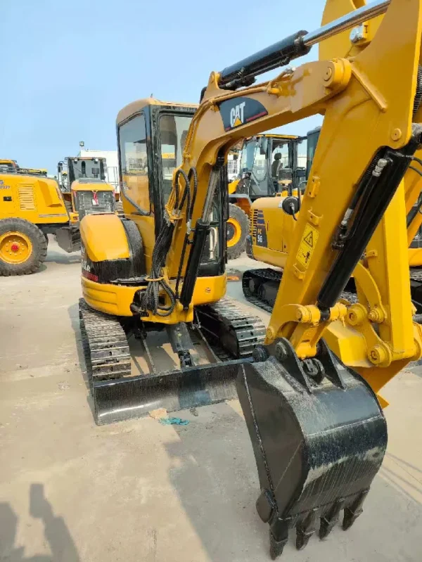 Used-CAT-303-CR-Mini-Excavator-for-Sale5 Used CAT 303 CR Mini Excavator for Sale