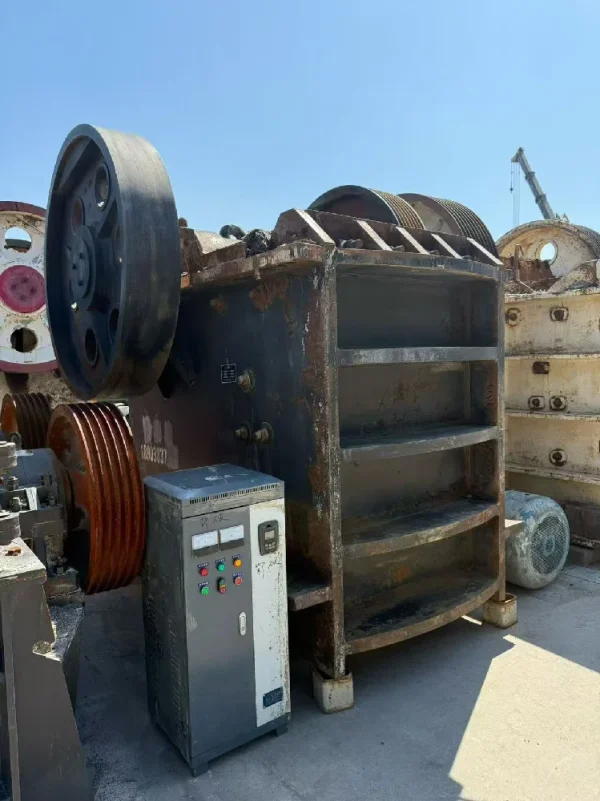 Used PE 750×1060 Jaw Crusher for Sale