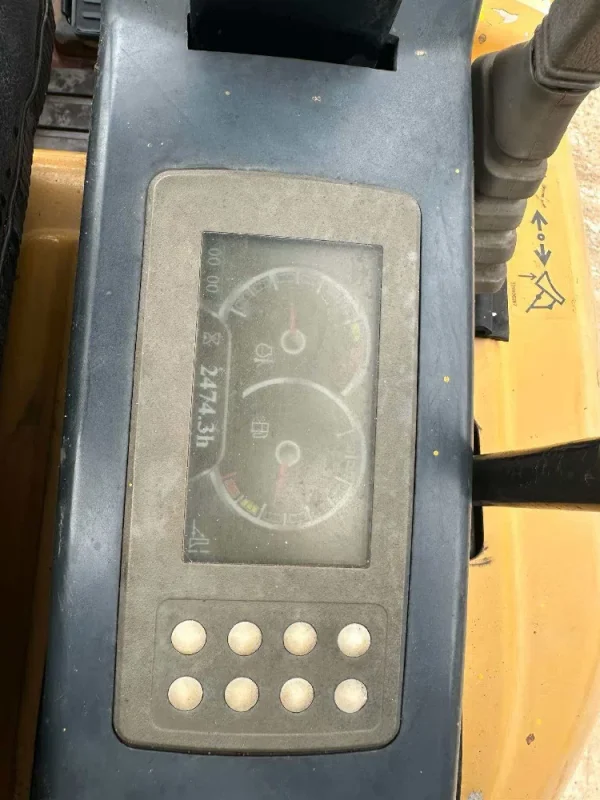 Used-XCMG-1.7-Tons-Mini-Excavator-for-Sale3 Used XCMG 1.7-Ton Mini Excavator for Sale